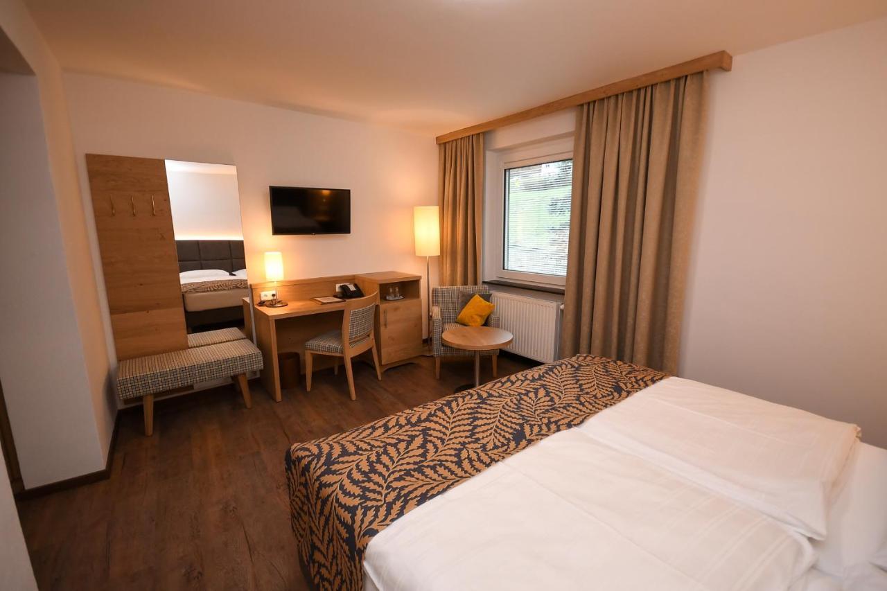 Seegasthof Hois'N Wirt - Hotel Mit Wellnessbereich Gmunden Eksteriør billede